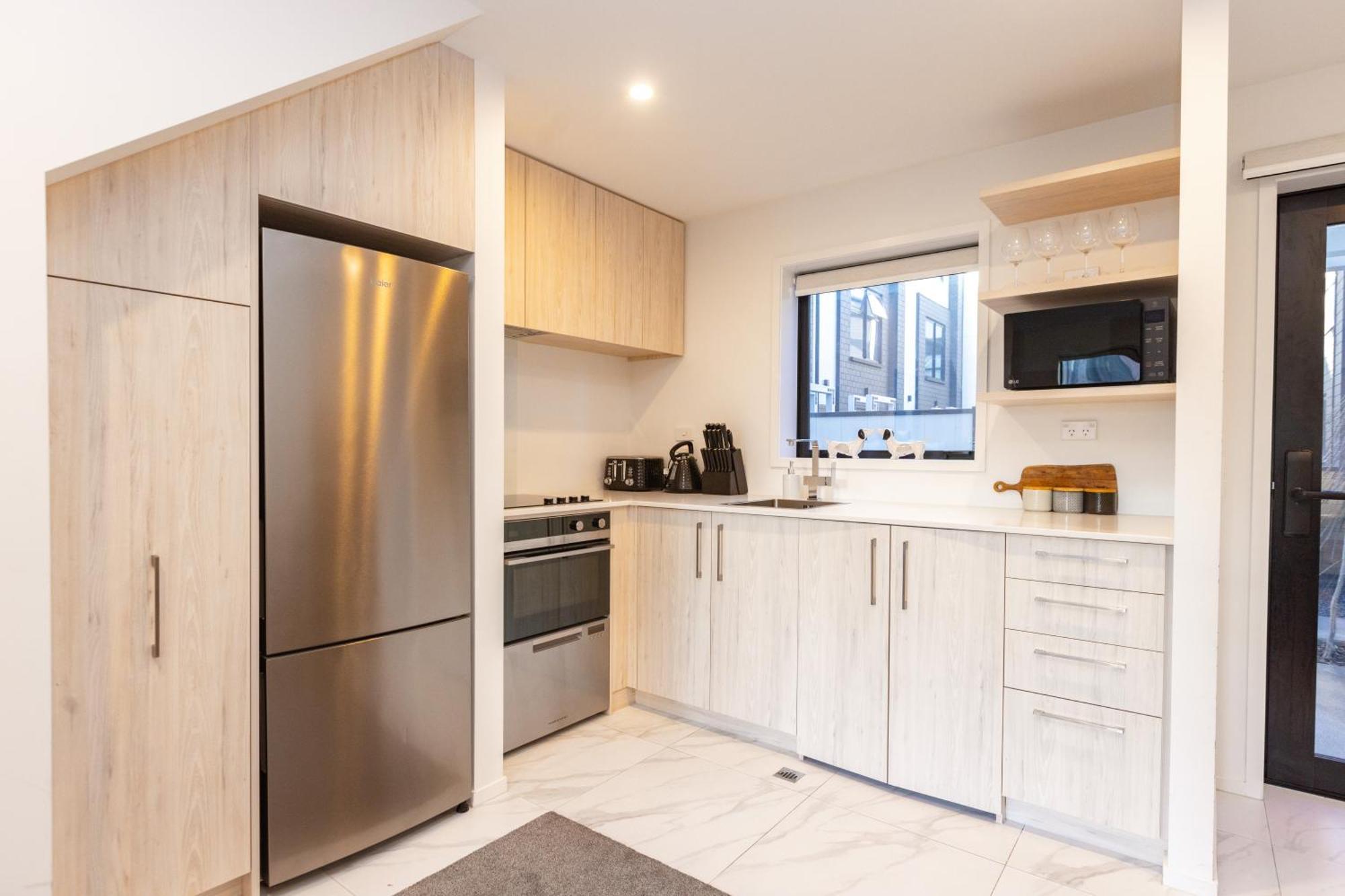 Appartamento Entertaining Townhouse By Little High Eatery Christchurch Esterno foto