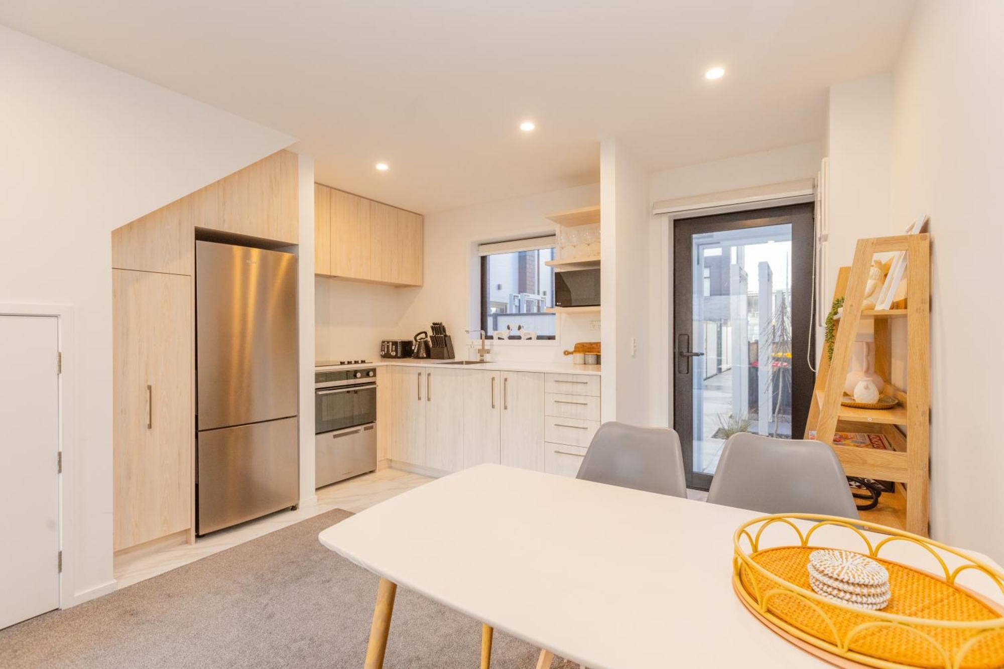 Appartamento Entertaining Townhouse By Little High Eatery Christchurch Esterno foto