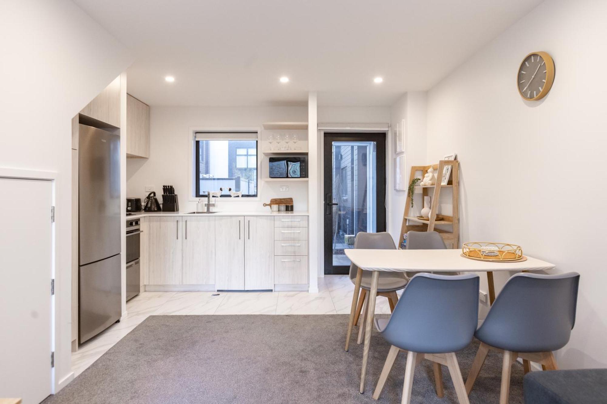 Appartamento Entertaining Townhouse By Little High Eatery Christchurch Esterno foto